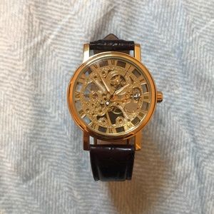 Vintage style unisex mainspring watch